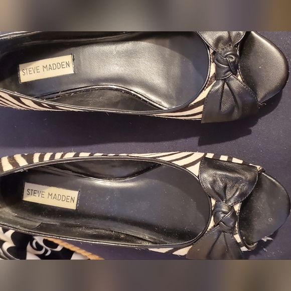 Steve Madden “Brinxx Zebra” Zebra‑Print Open‑Toe Heels — Women’s Size 9 - Picture 2 of 5